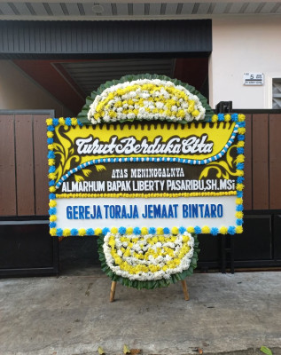Papan Bunga Duka di Pondok Sayur